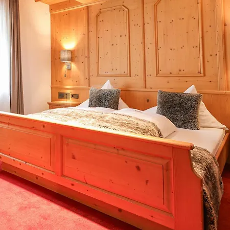 Bed & Breakfast Madlein 3*