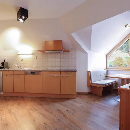 Madlein Bed & Breakfast